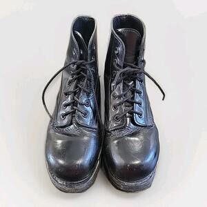 Vibram Black Leather Military Ankle Boot. Lace Up. Chunky Soles Size 7.5 US